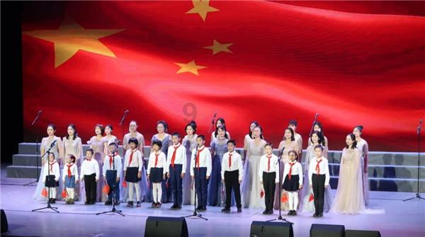 逃离快乐小镇